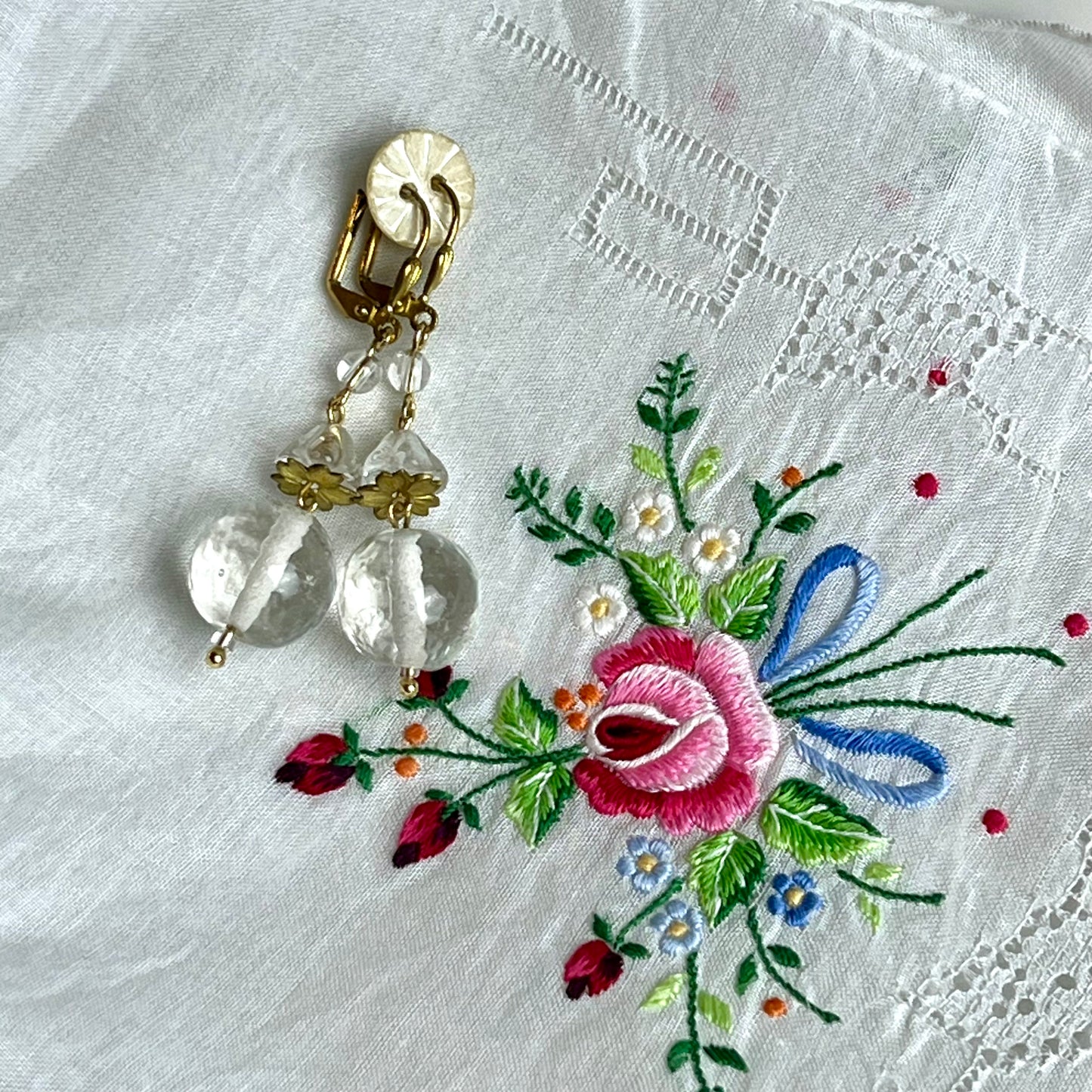 les Bijoux d’Oreilles Gouttelette